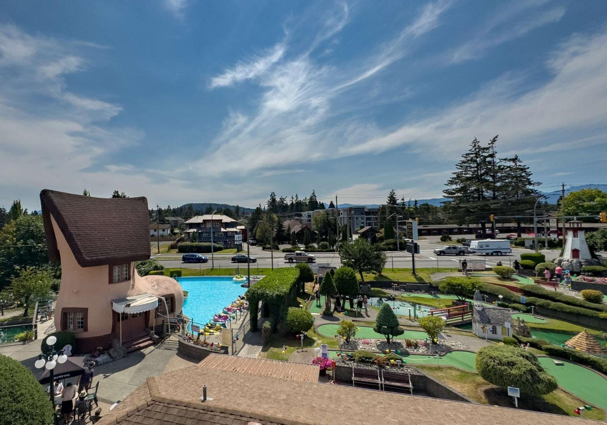 Coast Parksville Hotel 外观 照片