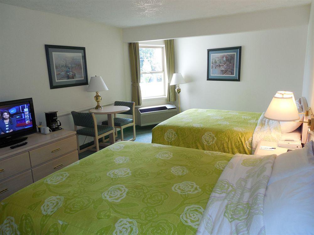Coast Parksville Hotel 外观 照片