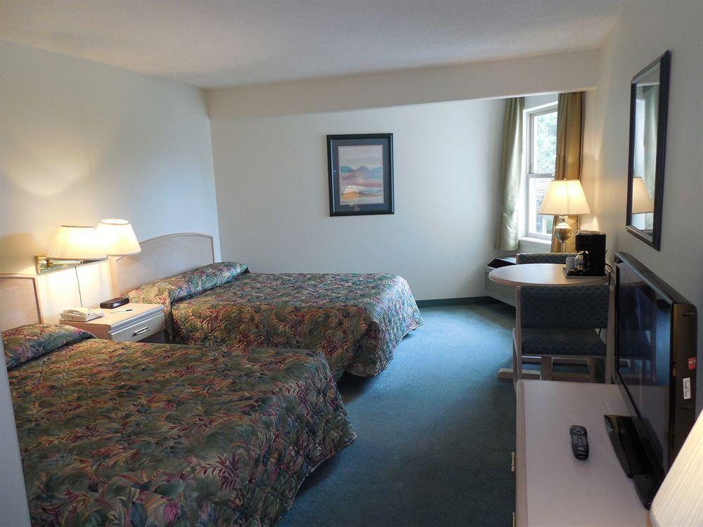 Coast Parksville Hotel 外观 照片