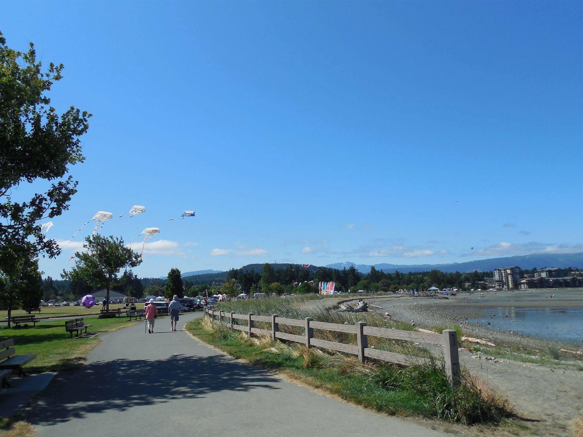 Coast Parksville Hotel 外观 照片